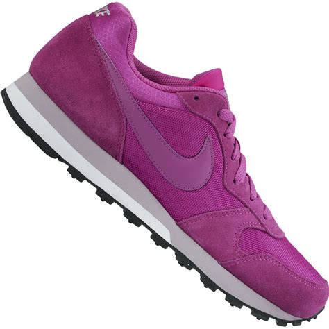 geburtstagstorte nike turnschuhe damen